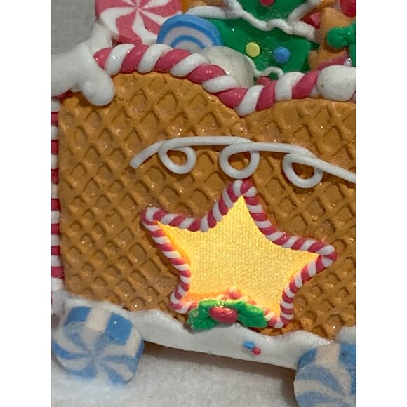Light up 2 Piece Gingerbread Train Engine Candy Filled Car Holiday Decoration - Picture 5 of 14